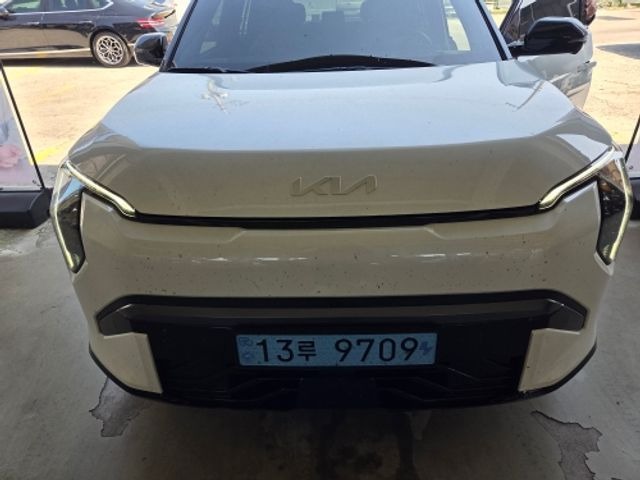 Kia EV3 2025 — фото осмотра 1