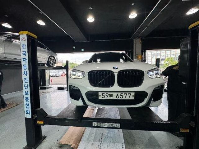 BMW X3 2018 — фото осмотра 1