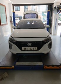 Hyundai Ioniq 2017 — фото осмотра 1