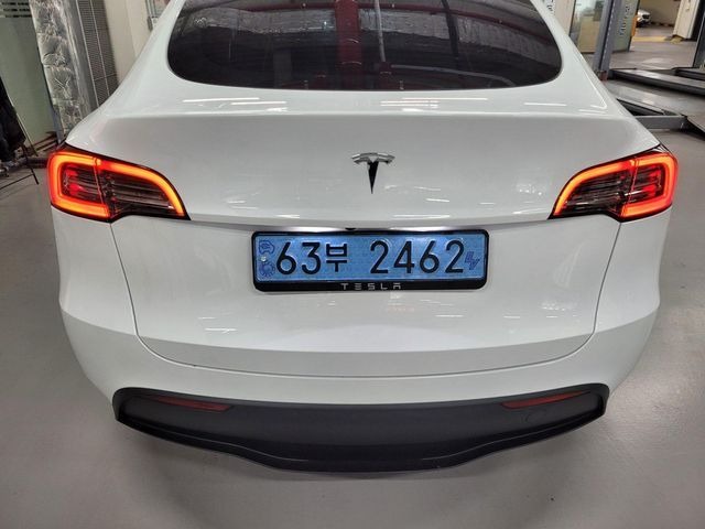 Tesla Model Y 2024 — фото осмотра 2