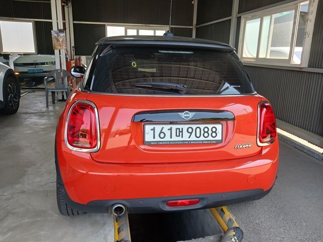 Mini Cooper 2019 — фото осмотра 2