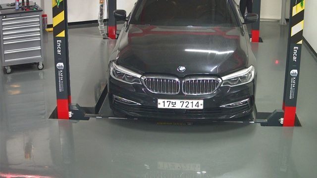 BMW 5-Series 2018 — фото осмотра 1