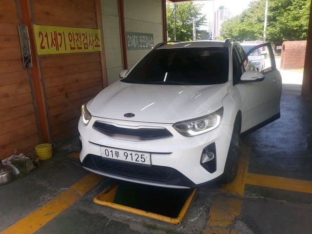 Kia Stonic 2018 — фото осмотра 1