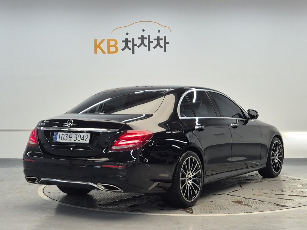 Mercedes-Benz E-Class 2019 — фото осмотра 2