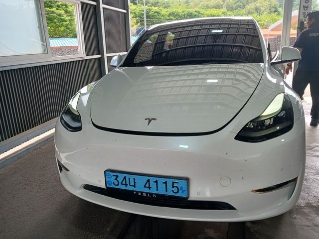 Tesla Model Y 2022 — фото осмотра 1
