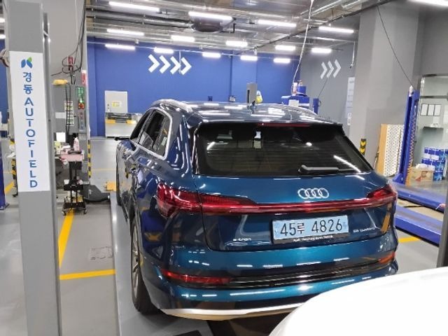 Audi e-tron 2020 — фото осмотра 2