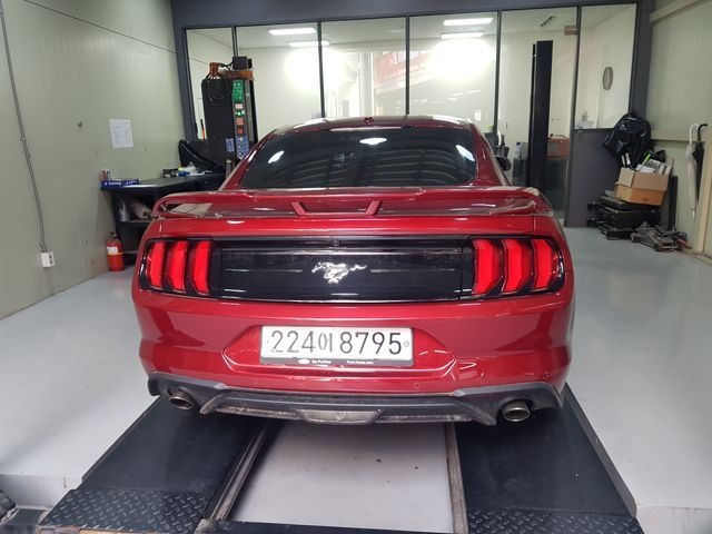 Ford Mustang 2019 — фото осмотра 2