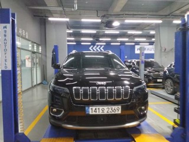 Jeep Cherokee 2021 — фото осмотра 1