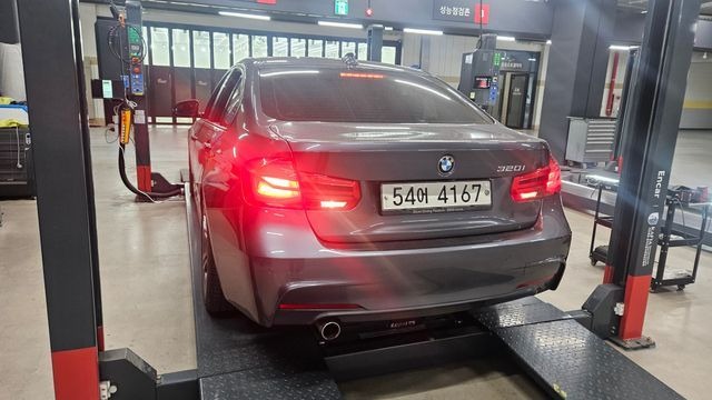 BMW 3-Series 2018 — фото осмотра 2