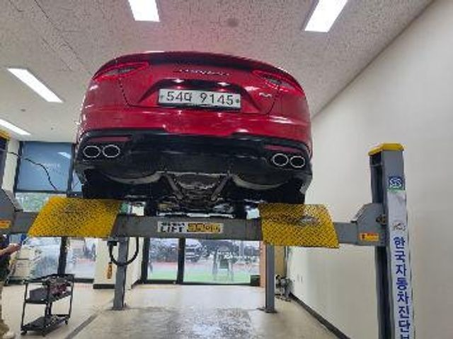 Kia Stinger 2018 — фото осмотра 2