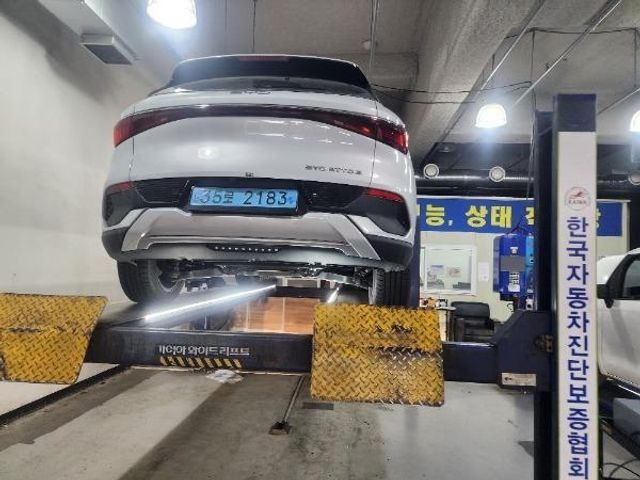 BYD Atto 3 2025 — фото осмотра 2