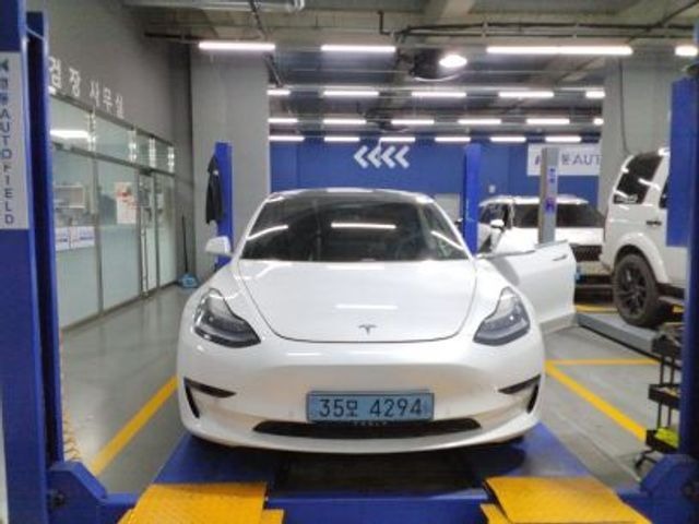 Tesla Model 3 2020 — фото осмотра 1