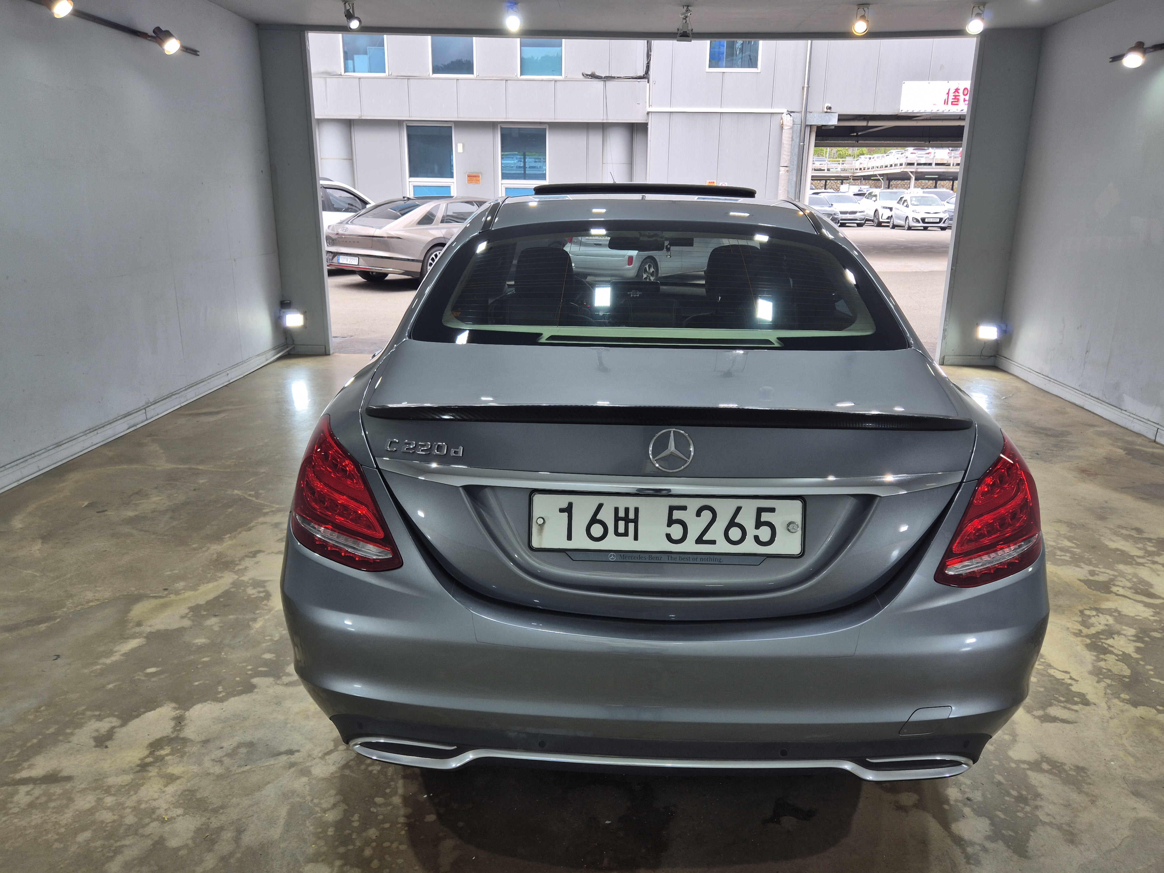 Mercedes-Benz C-Class 2018 — фото осмотра 2